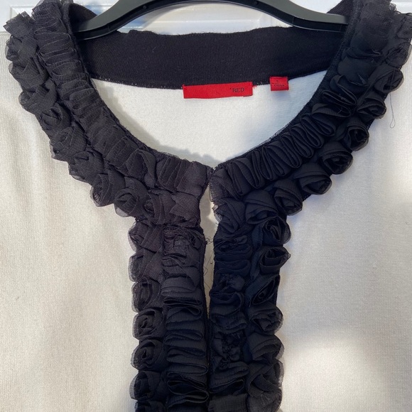 Top - Picture 2 of 4